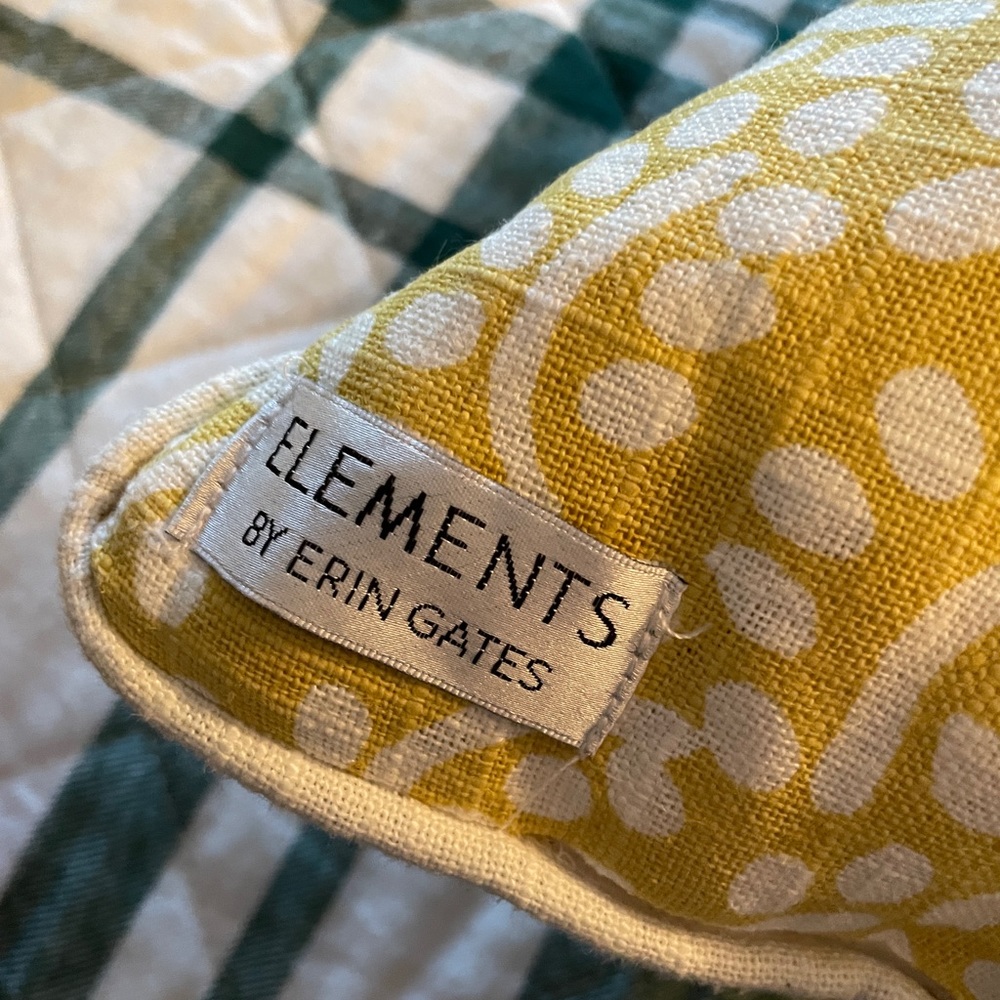 Beautiful linen/polyester pillow - Picture 3 of 5